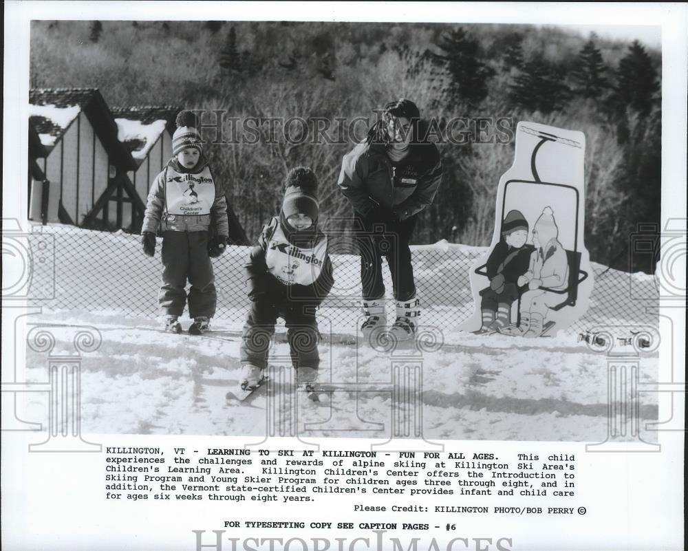 1989 Press Photo Tiny skiers at Killington Ski Area&#39;s Children&#39;s Learning Area - Historic Images