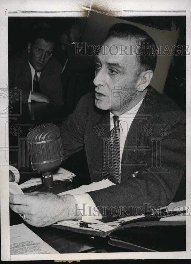 1941 Press Photo AFL Official Harry Hook testifies before Senate Committee - Historic Images