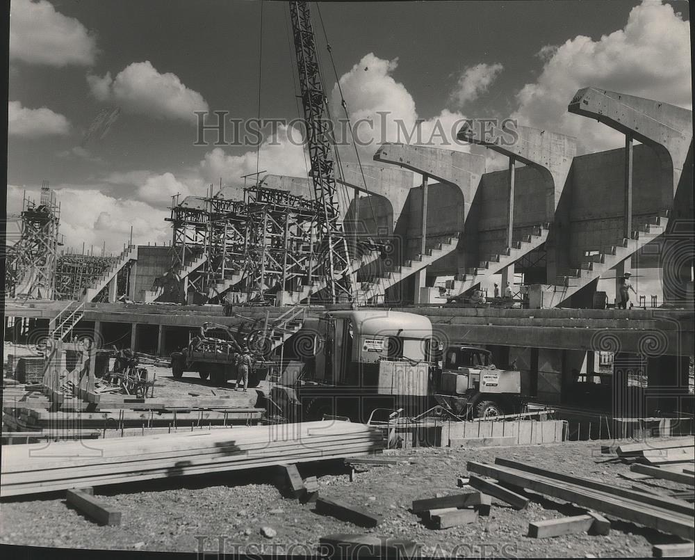 1954 Press Photo On going construction of the Coliseum - sps07915 - Historic Images