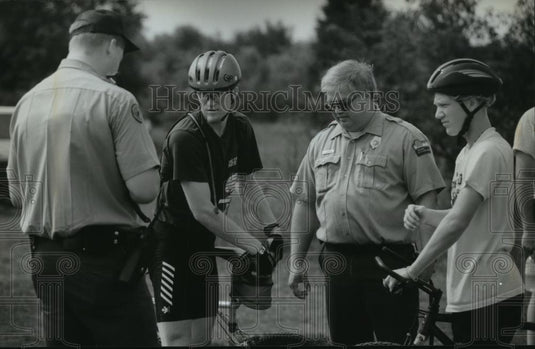 1994 Press Photo a cyclist on a trail with erosion-control blocks in Wisconsin - Historic Images