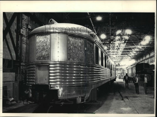 1987 Press Photo Windgate Brook Sleeper Car up for Auction,Milwaukee Rail Car Co - Historic Images