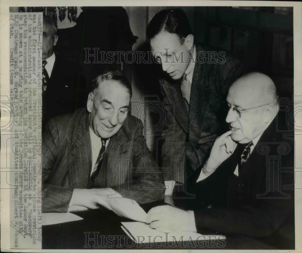 1949 Press Photo Paul Herzog, Elbert Thomas, Cyrus Ching at Senate Labor Hearing - Historic Images