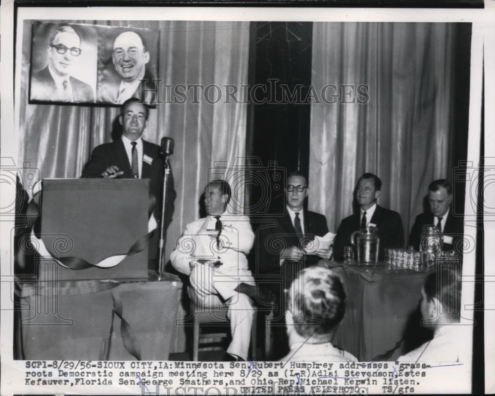 1956 Press Photo Senator Herbert Humphrey Addresses Democrat Campaign Meeting IA - Historic Images