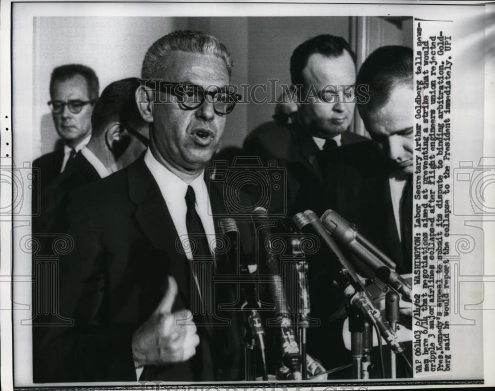 1962 Press Photo Labor Secy Arthur Goldberg Talks About Labor Strike Prevention - Historic Images