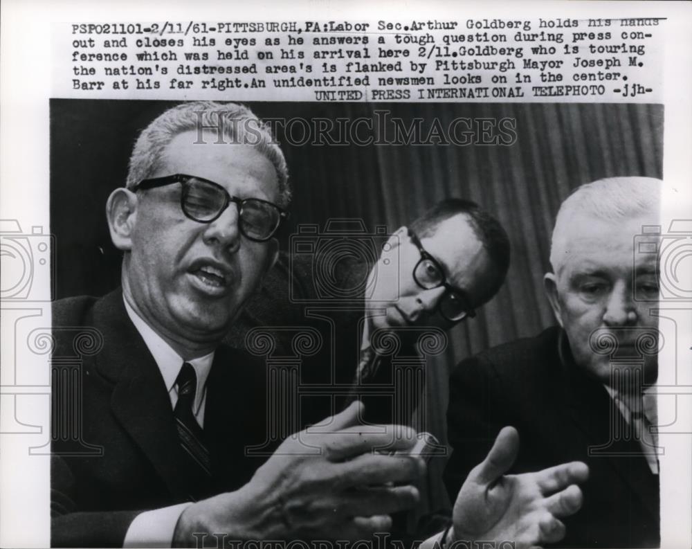 1961 Press Photo Labor Secretary Arthur Goldberg in Pittsburgh Press Conference - Historic Images