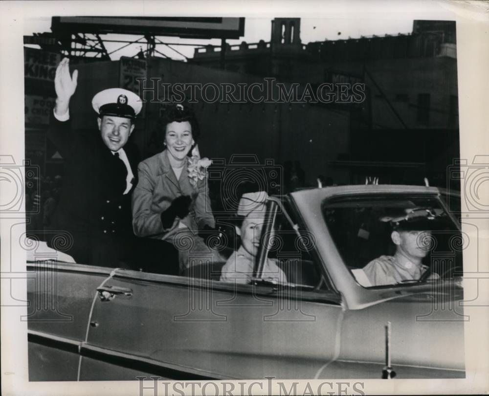 1950 Press Photo William C. Smith Honored at Armed Forces Day Ceremony - Historic Images