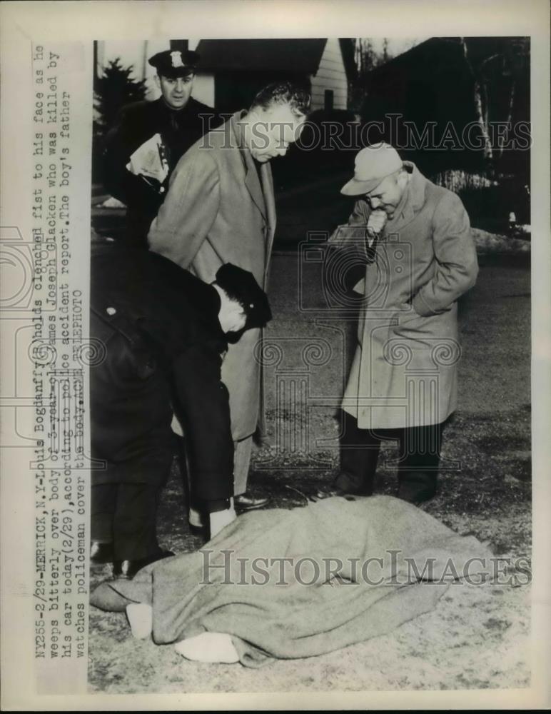 1948 Press Photo Louis Bogdanffy&amp; dead child James Glacken - nep07629 - Historic Images