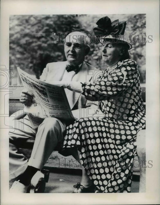 1948 Press Photo Michigan Senator & Mrs Arthur Vandenberg - nep07878 - Historic Images