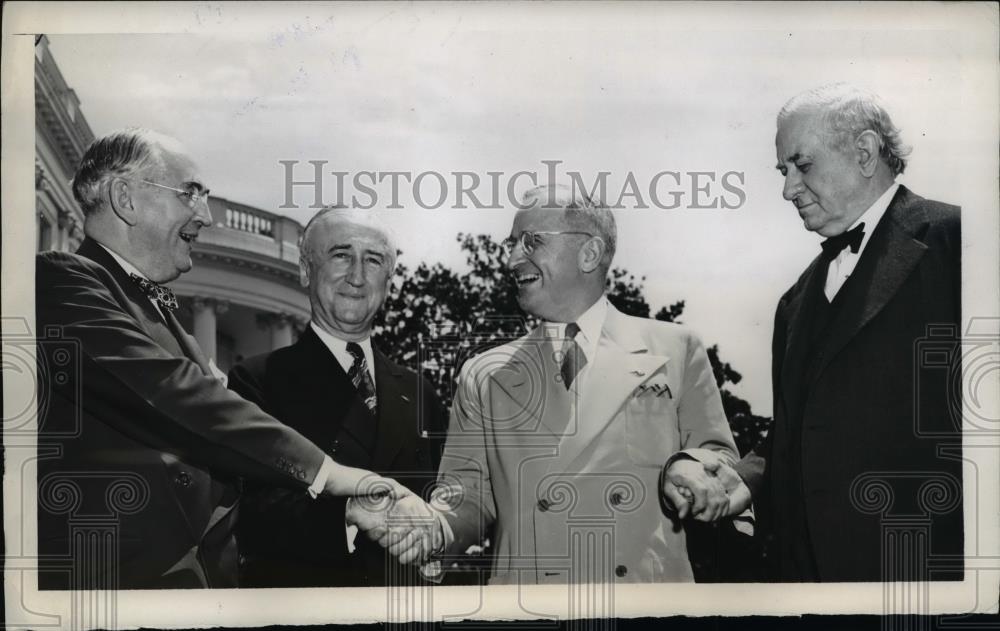 1946 Press Photo Truman Goodbye Envoys Paris, Vandenberg, Byrnes, Connally - Historic Images