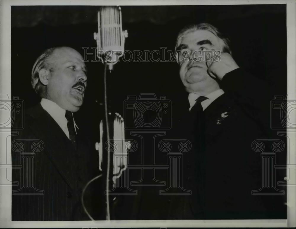 1940 Press Photo John L Lewis Shown Wiping Tears From His Eyes at Convention - Historic Images