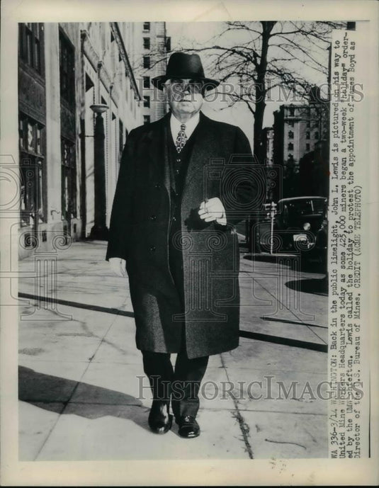 1949 Press Photo John L. Lewis on Way to United Mine Workers HQ - nep08459 - Historic Images
