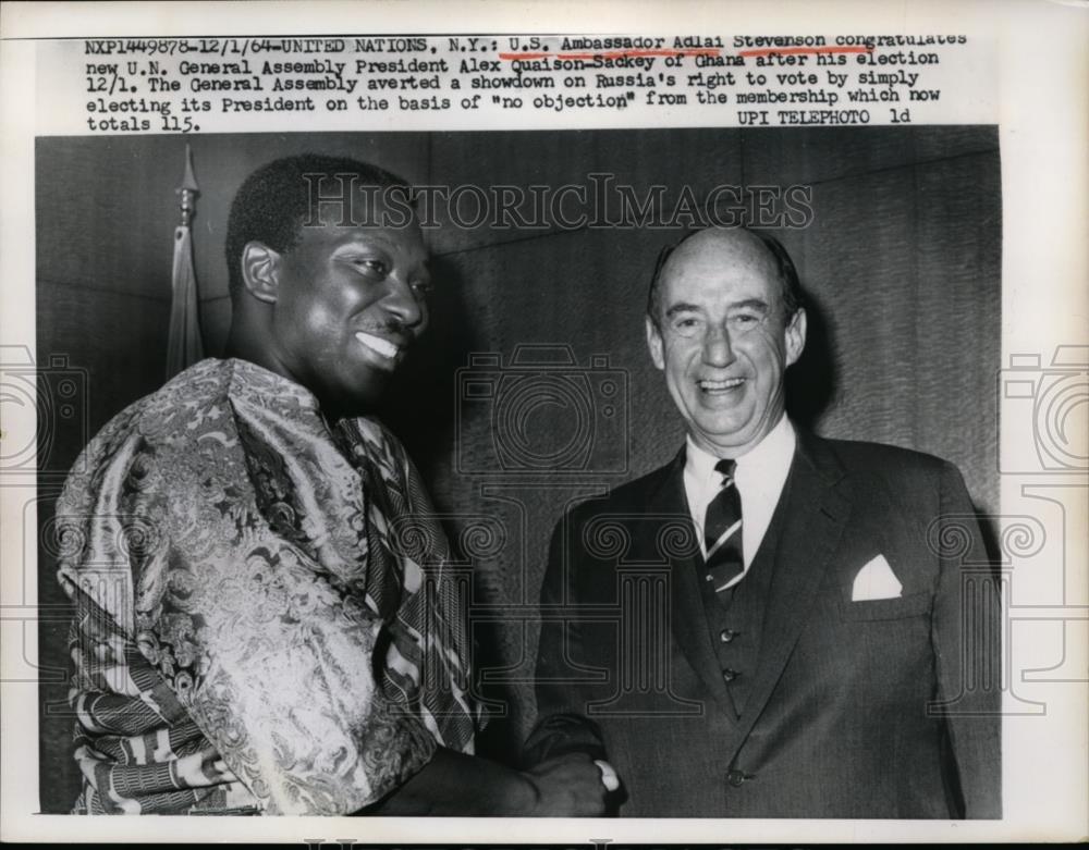 1964 Press Photo Adlai Stevenson Congratulates Alex Quaison-Sackey of Ghana - Historic Images