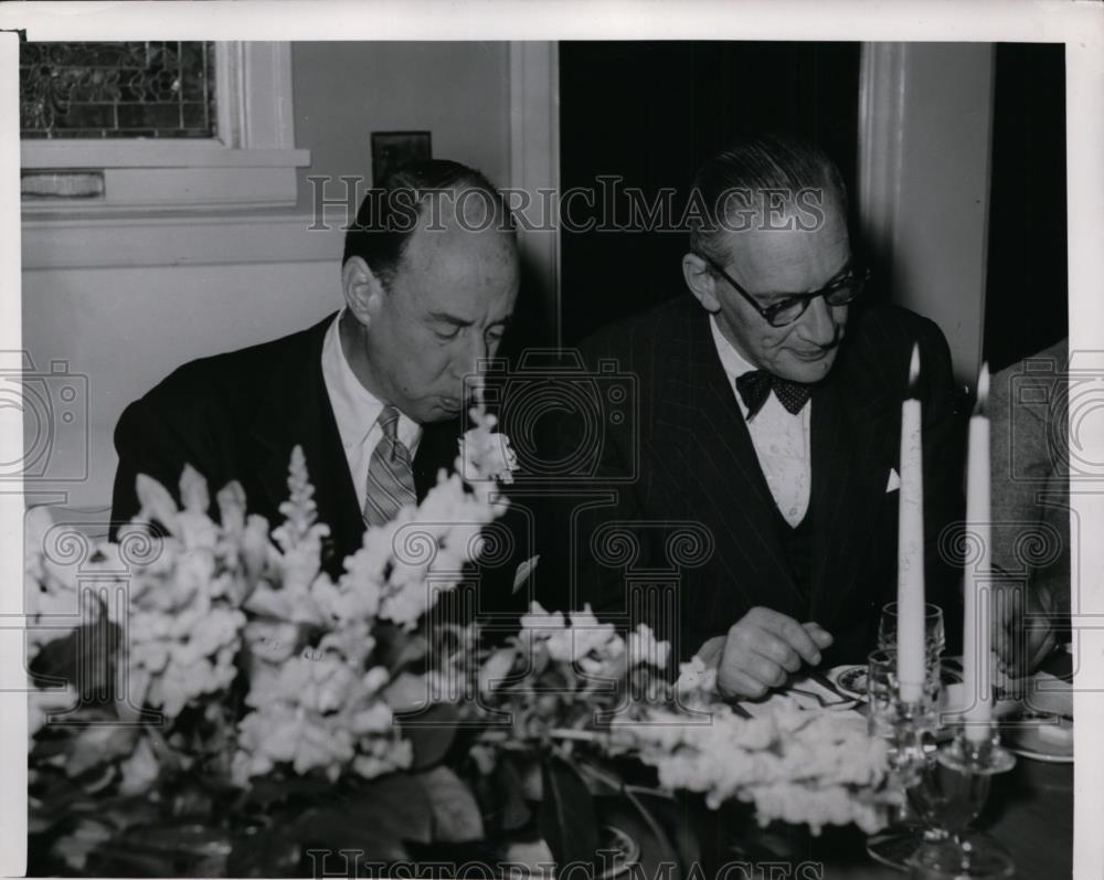 1952 Press Photo Adali Stevenson, Erik Boheman at Rockford Centennial Dinner - Historic Images