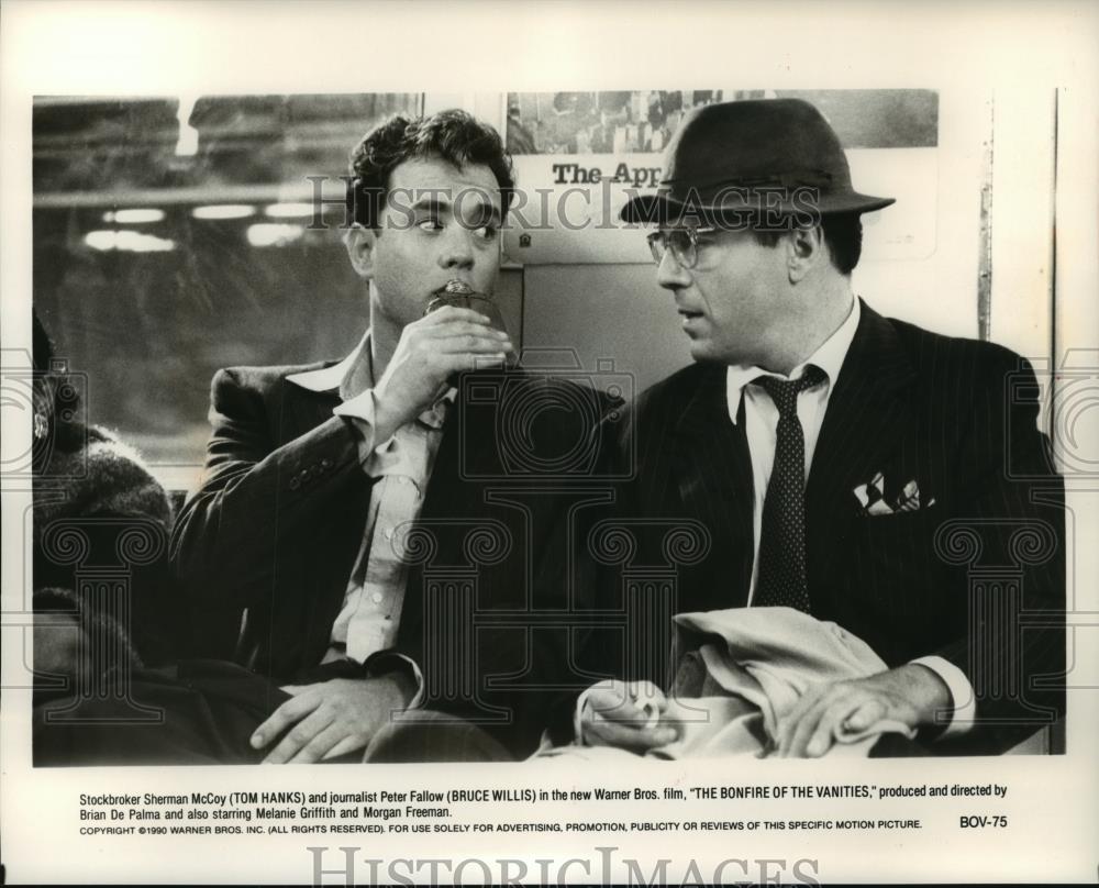 1990 Press Photo Tom Hanks and Bruce Willis star in The Bonfire of the Vanities. - Historic Images