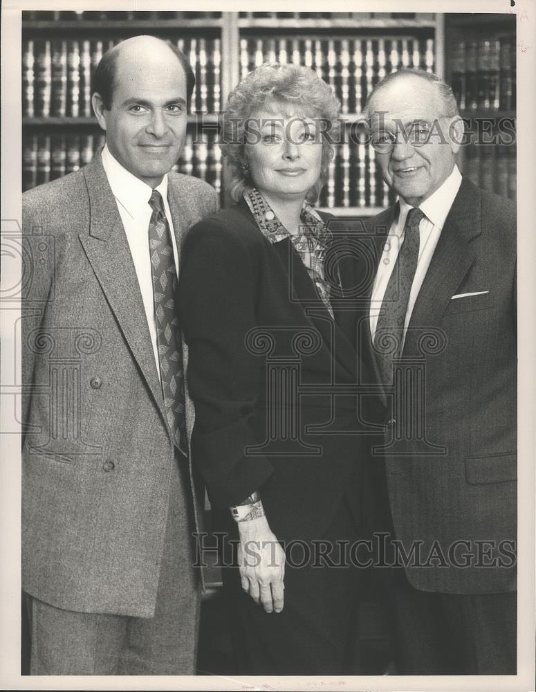 1989 Press Photo Diana Muldaur, Richard Dysart &amp; Alan Rachins on L.A. Law. - Historic Images