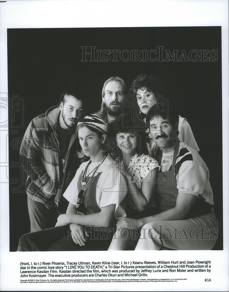 1990 Press Photo River Phoenix, Tracey Ullman and cast of I Love You To Death. - Historic Images