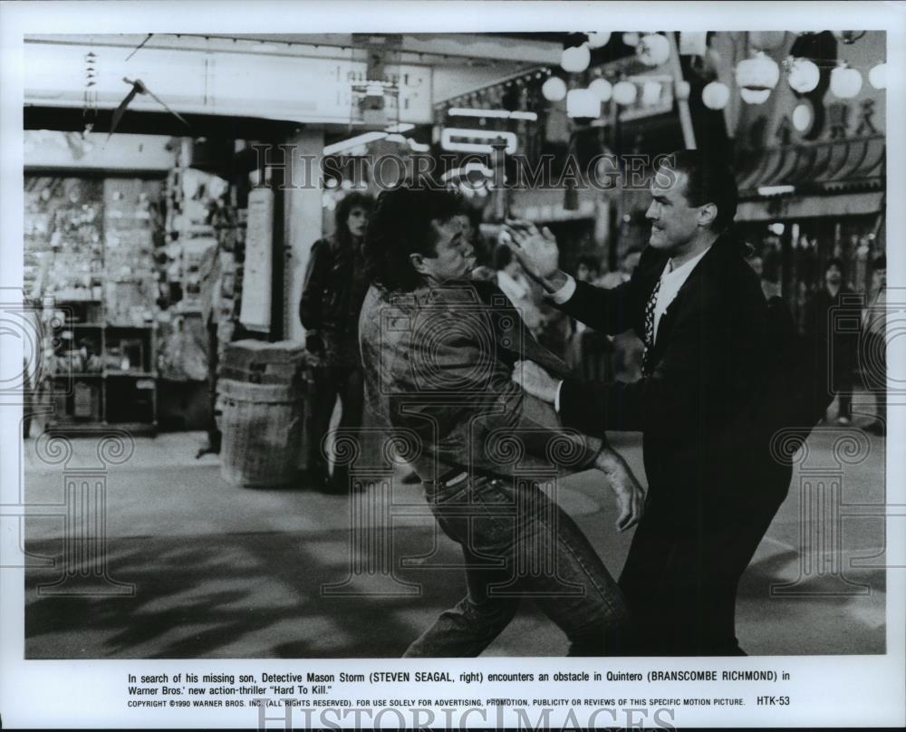 1990 Press Photo Steven Seagal and Branscombe Richmond in Hard to Kill. - Historic Images