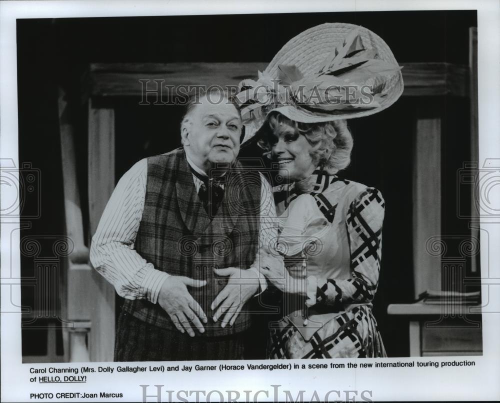 1995 Press Photo Carol Channing and Jay Garner star in Hello, Dolly! - spp06420 - Historic Images