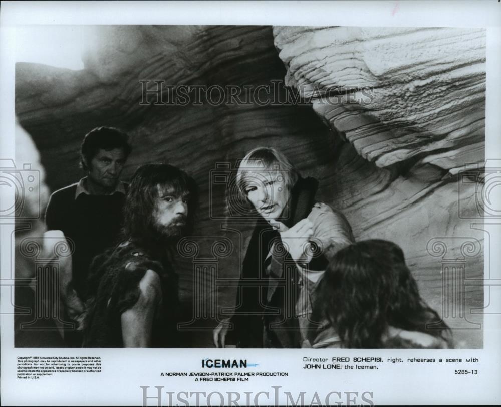 1984 Press Photo Fred Schepisi and John Lone on set of Iceman. - spp07177 - Historic Images
