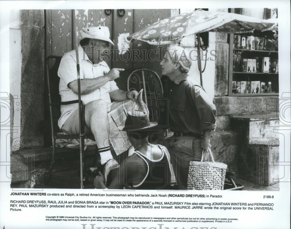 1988 Press Photo Jonathan Winters and Richard Dreyfuss in Moon Over Parador. - Historic Images