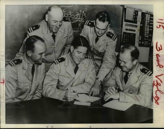 1943 Press Photo St Mary's Pre-Flight School's New Board of Strategy - Historic Images