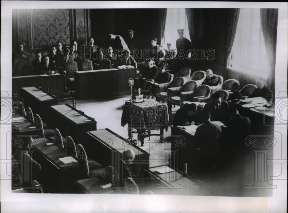 1945 Press Photo Japanese Budget Makers - nep05455 - Historic Images