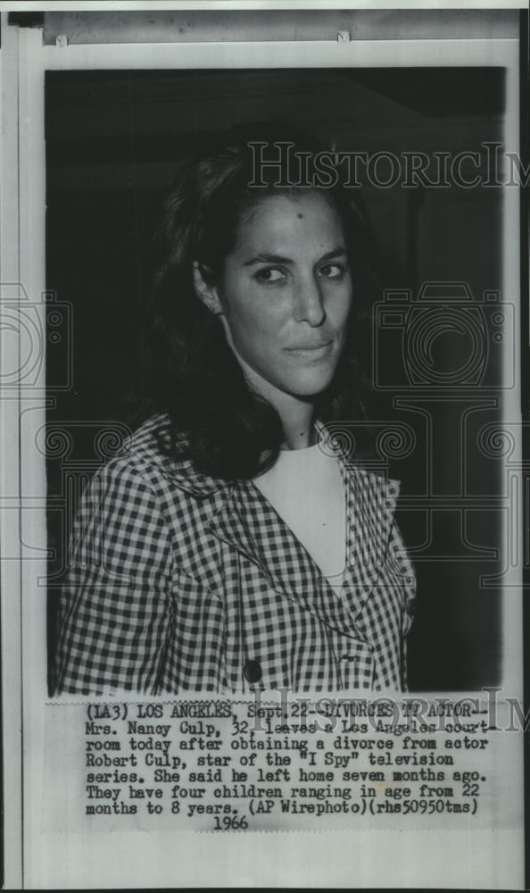 1966 Press Photo Nancy Culp leaves Los Angeles court after getting divorced. - Historic Images