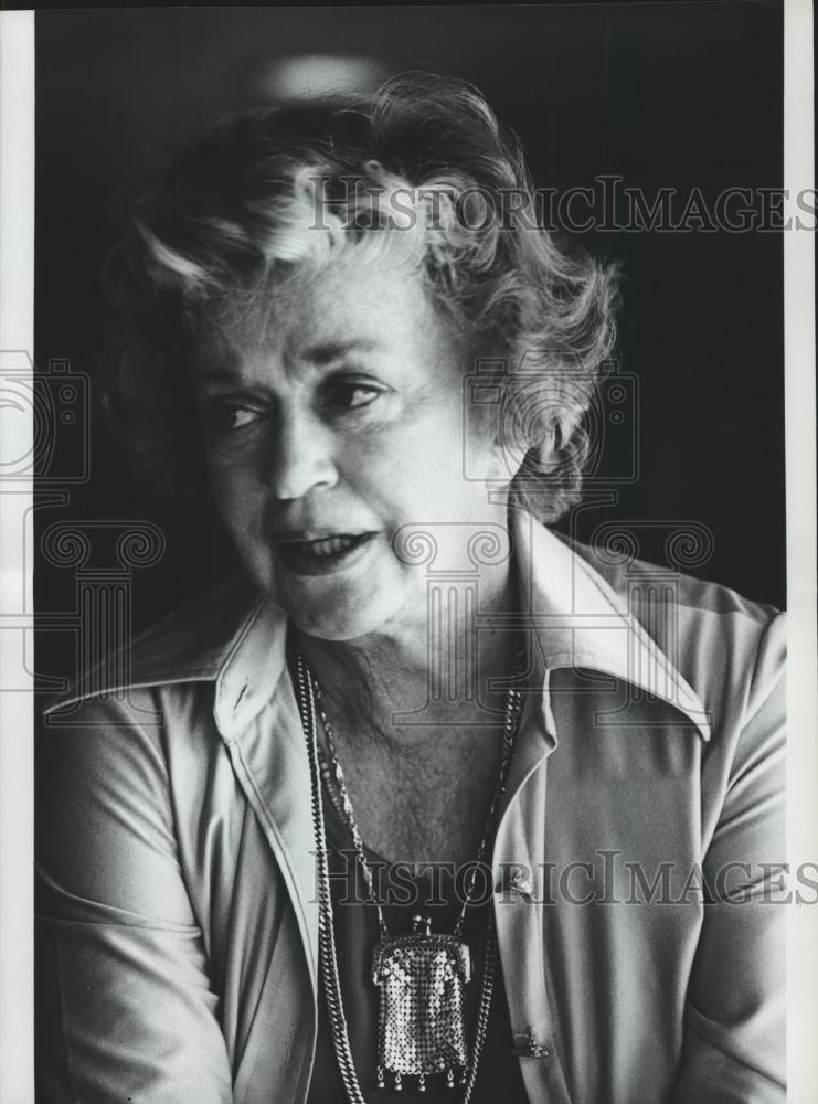 1977 Press Photo Rosemary DeCamp, television, stage and movie actress. - Historic Images