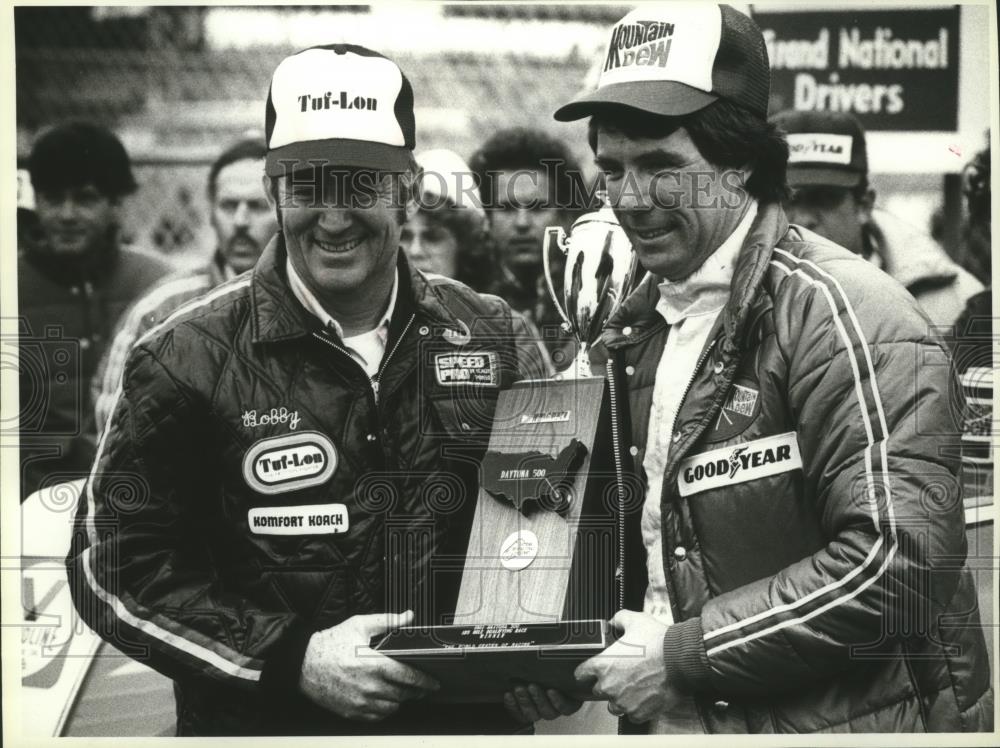 1982 Press Photo Darrell Waltrip, Auto Racrer - mjb08106 - Historic Images