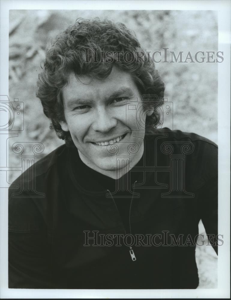 1983 Press Photo Daniel Hugh Kelly stars on Hardcastle and McCormick. - Historic Images