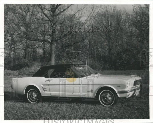 1991 Press Photo A restored 1966 Mustang for television show "Classic Car Shop" - Historic Images