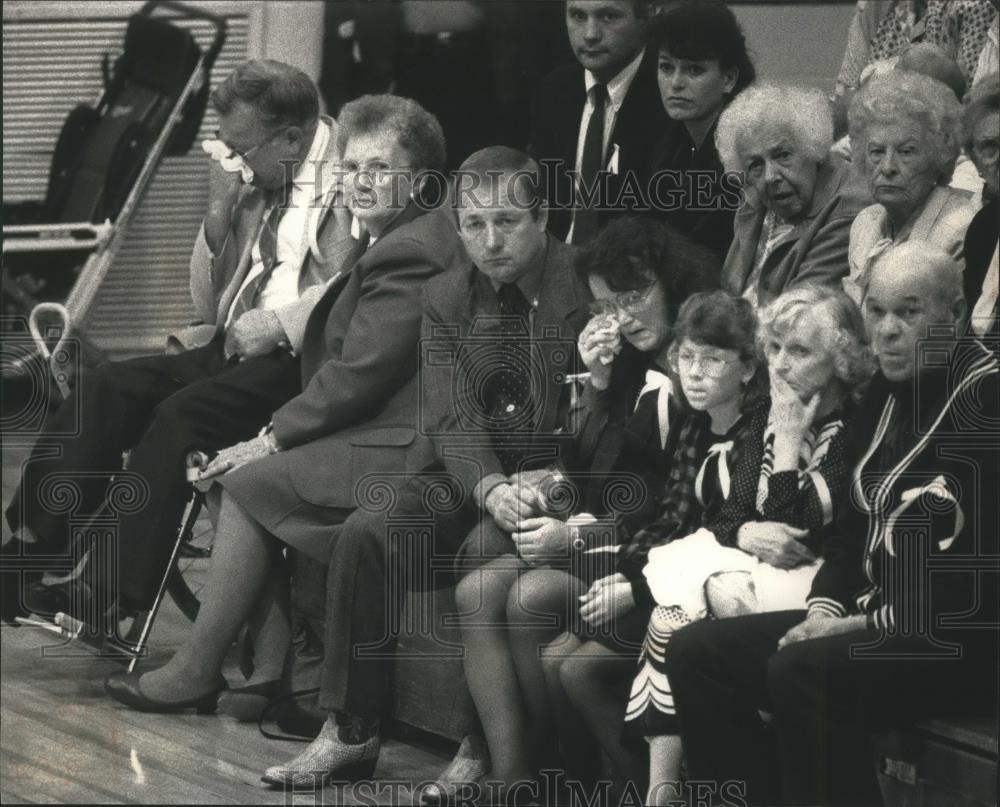 1992 Press Photo Gary Eichstedt, Charlotte Eichstedt Ripon memorial service - Historic Images