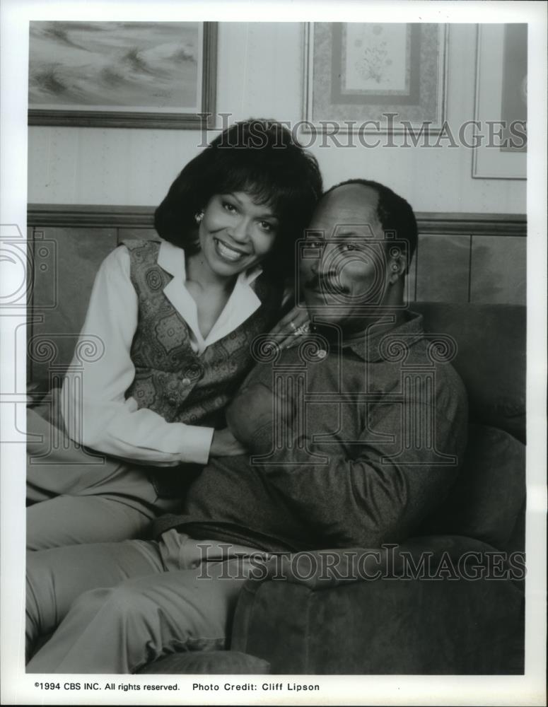 1994 Press Photo John Amos and Lynnie Godfrey star in &quot;704 Hauser&quot; - spp22254 - Historic Images