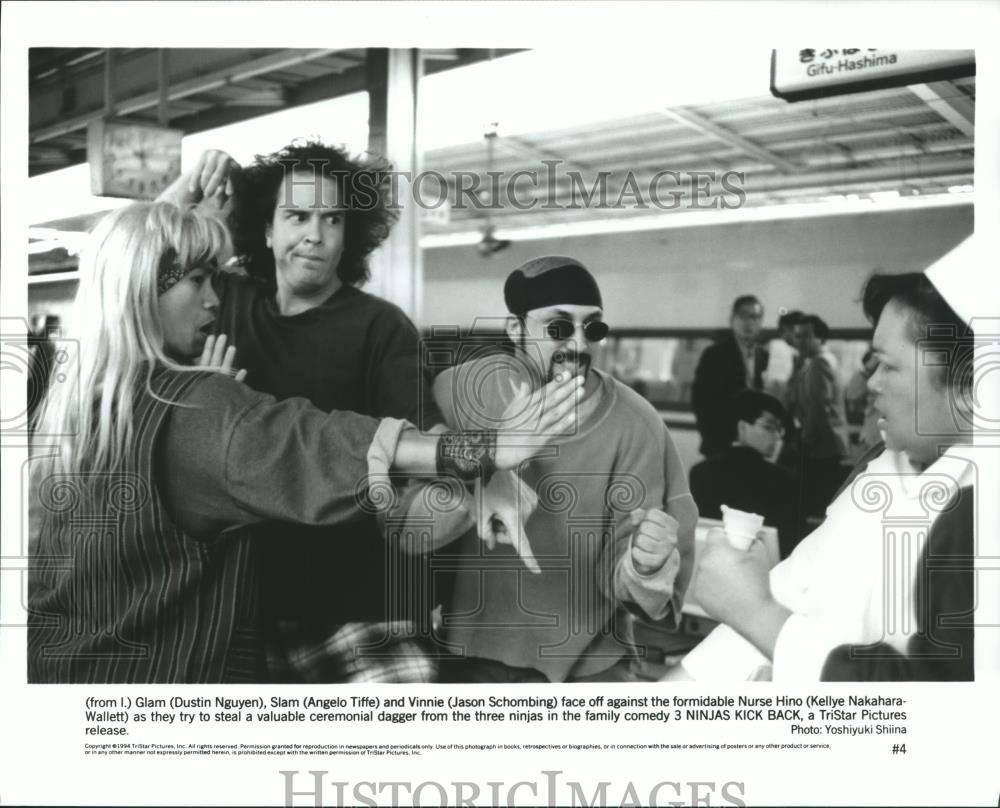 1994 Press Photo Stars of the TriStar family comedy "3 Ninjas Kick Back" - Historic Images
