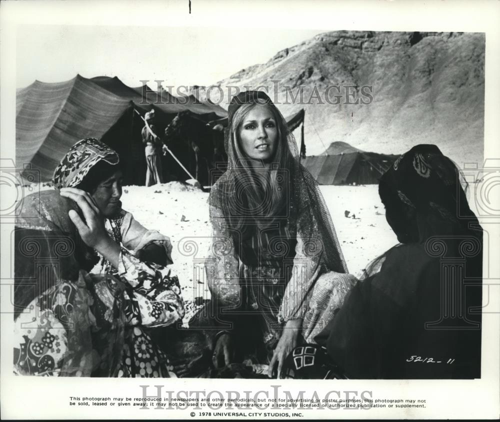 1978 Press Photo Jennifer O&#39;Neill starring in Universal&#39;s &quot;Caravans&quot; - mjb21470 - Historic Images