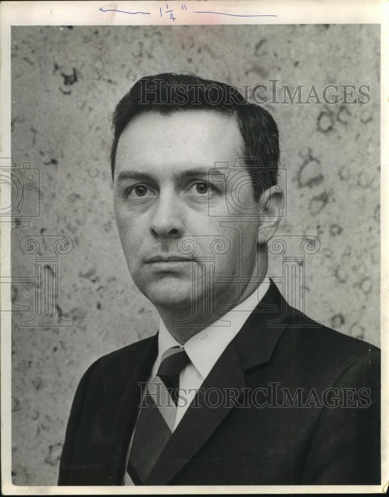 Press Photo Richard Glaman, reporter, Wisconsin. - mjb29141 - Historic Images