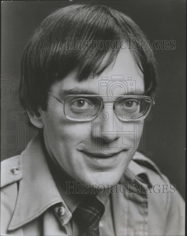 1977 Press Photo Actor and Freelance Writer Joseph Mathewson - mjb31210 - Historic Images