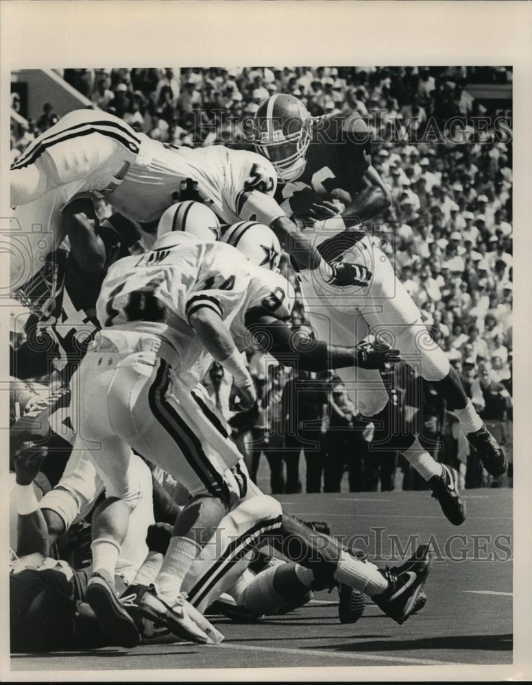 1988 Press Photo Alabama&#39;s Humphrey stopped at goal line in game against Vandy. - Historic Images