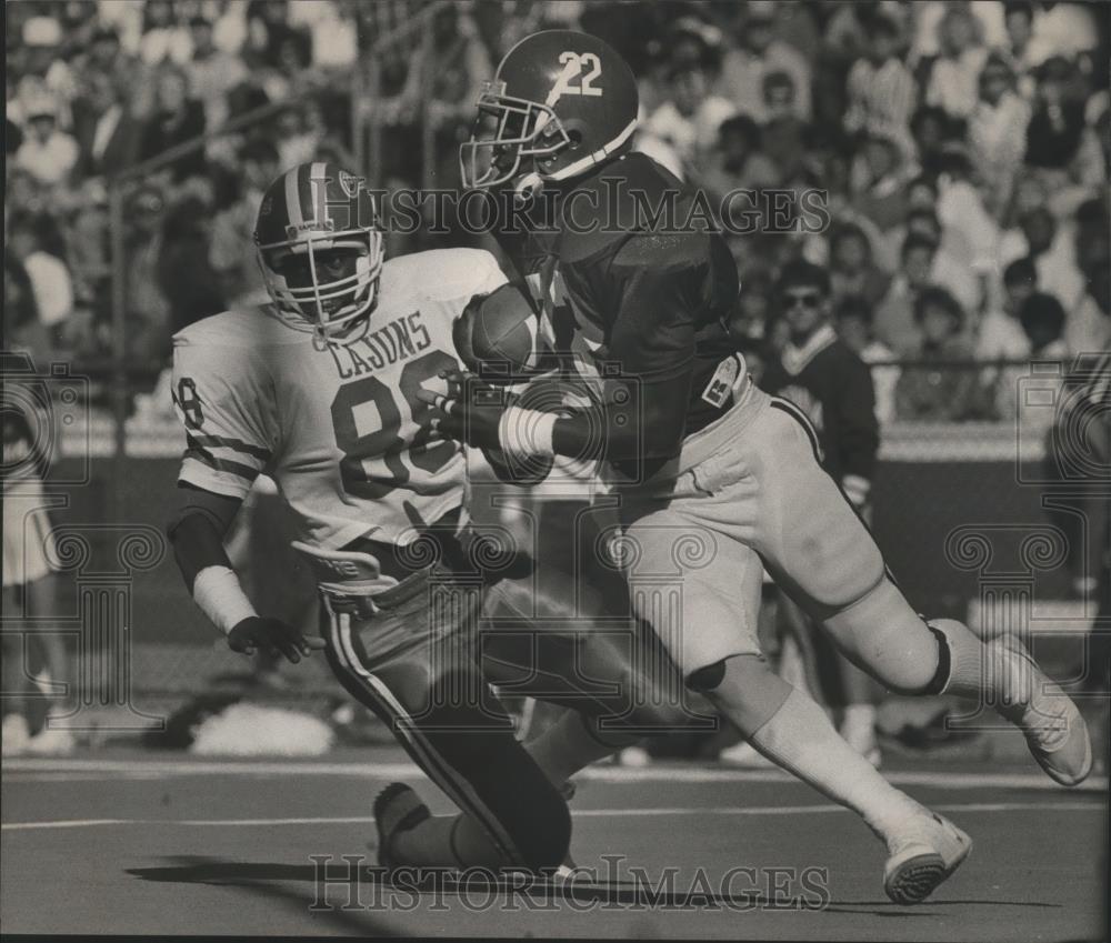 1987 Press Photo Alabama #22 Gene Jelks and SW Louisiana #88 Melvin Barber. - Historic Images