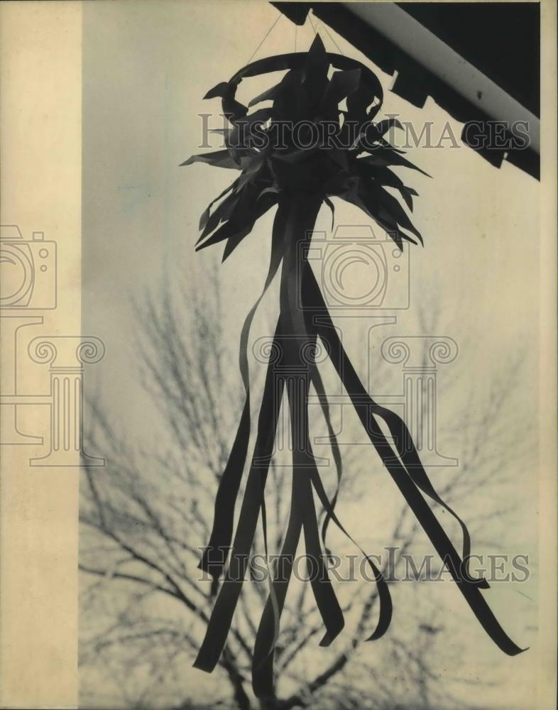 1986 Press Photo This flower is a windsock - mjb35835 - Historic Images