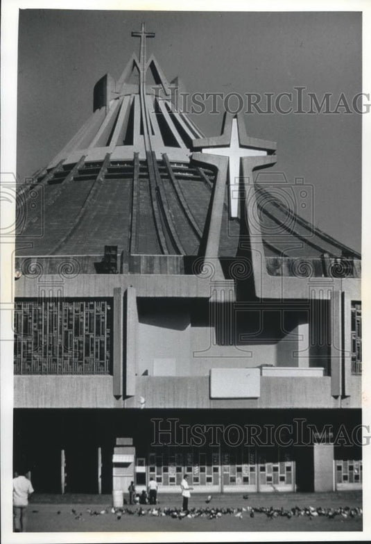 1990 Press Photo The Shrine of Guadalupe in Mexico City - mjb38094 - Historic Images