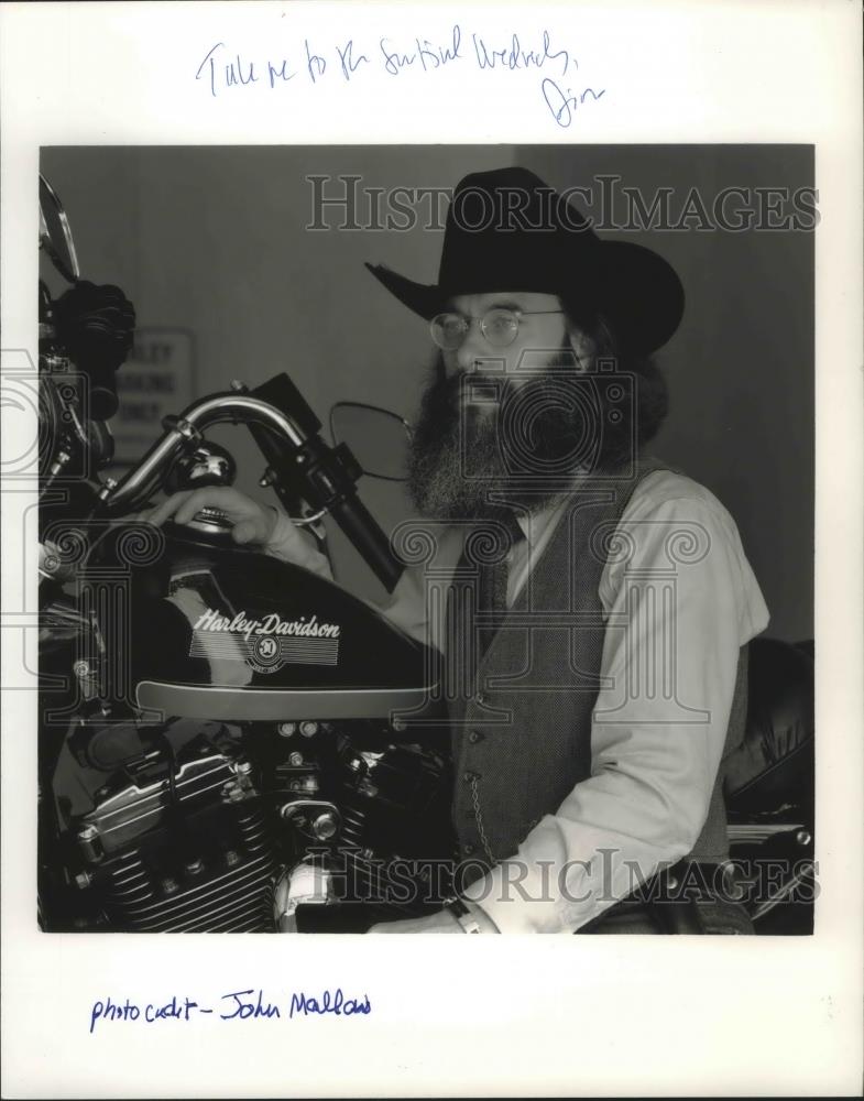 1989 Press Photo Martin Jack Rosenblum with his XLH 1100 Sportster Motorcycle - Historic Images