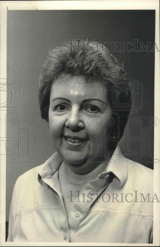 1982 Press Photo Wisconsin Bowler Elaine Rebatzke earns her fourth bowling title - Historic Images