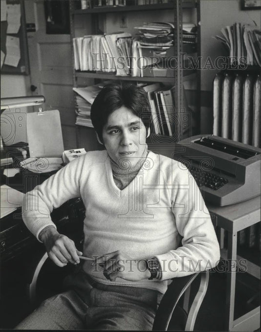 1981 Press Photo Charlie Quesada, editor of La Guardia - mjb42341 - Historic Images