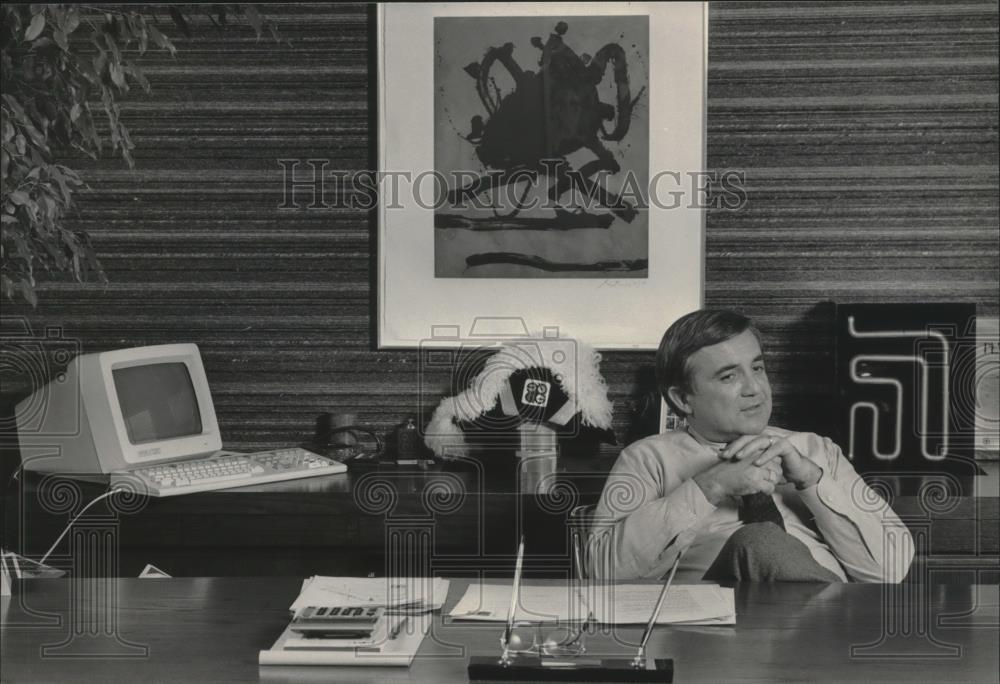 1984 Press Photo Harry V. Quadracci, President of Quad/Graphics Incorporated - Historic Images