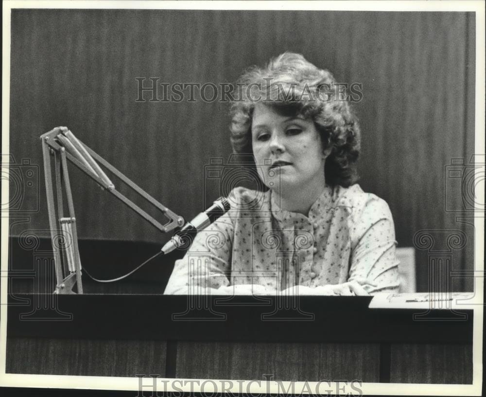 1981 Press Photo Karla Ranieri testifies in her trial in Port Washington - Historic Images