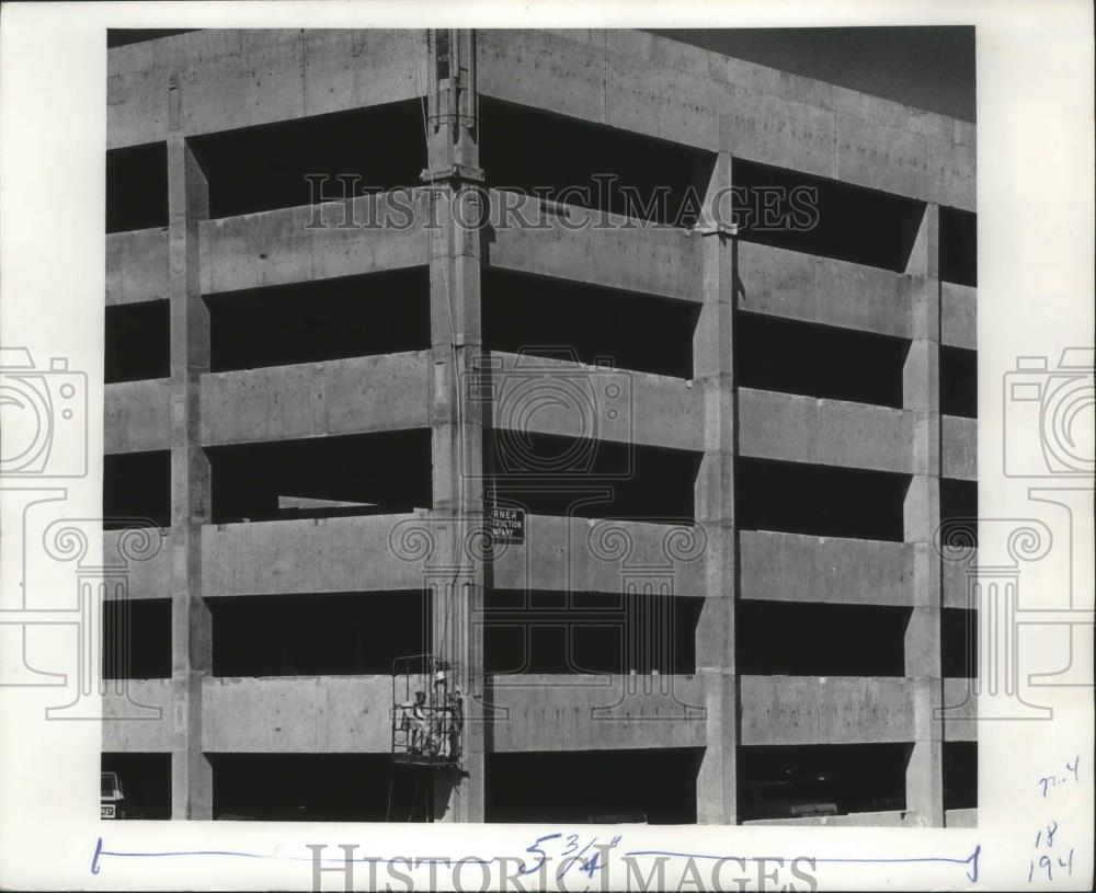 1978 Press Photo New parking structure, Mitchell Field, Milwaukee - mjb42770 - Historic Images