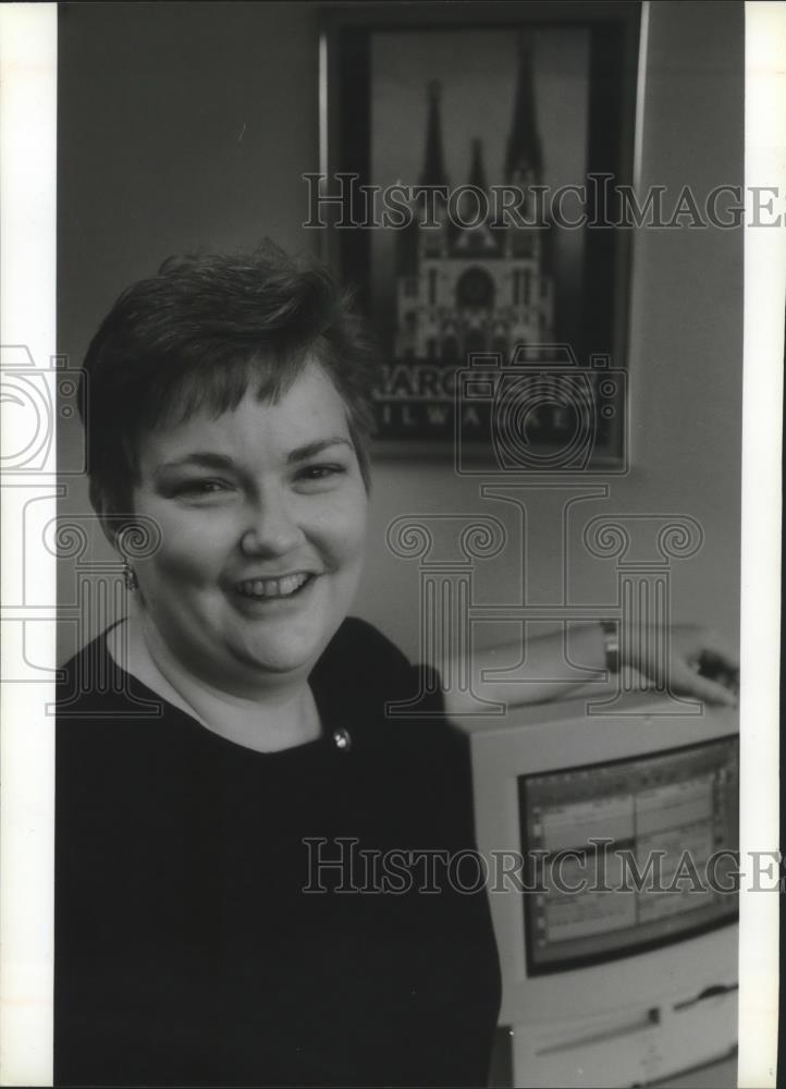 1994 Press Photo Stephanie Quade of Marquette University, Milwaukee - mjb46832 - Historic Images