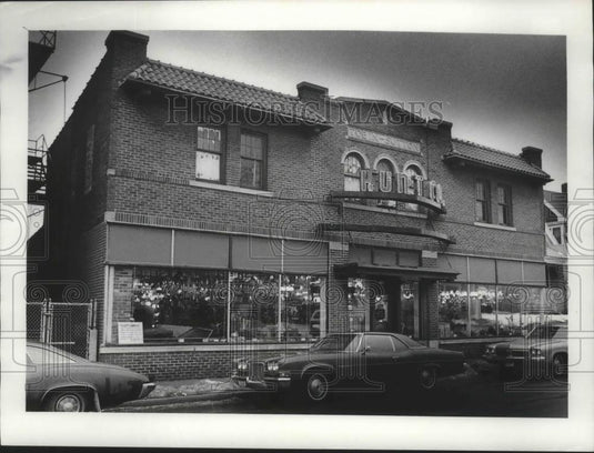1978 Press Photo Exterior view of Hunt Company building in  Milwaukee. - Historic Images