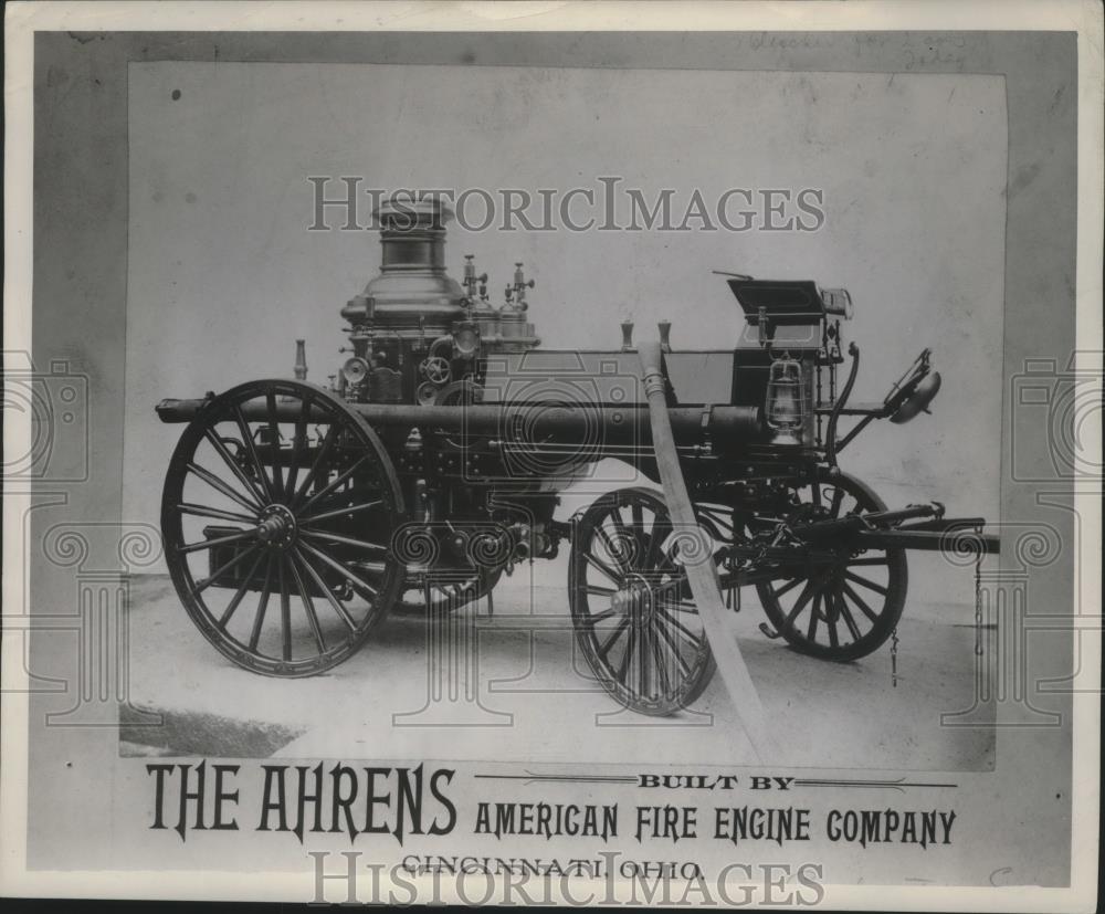 Press Photo  Historic Fire Engine, "The Ahrens", Cincinnati, Ohio - mjb47454 - Historic Images
